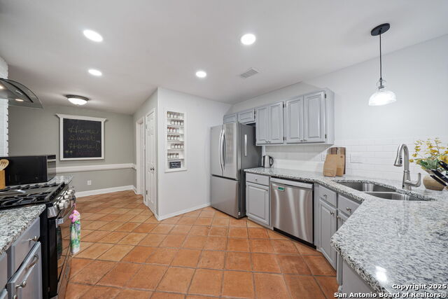 9218 Fishers Hill Property Photo 13