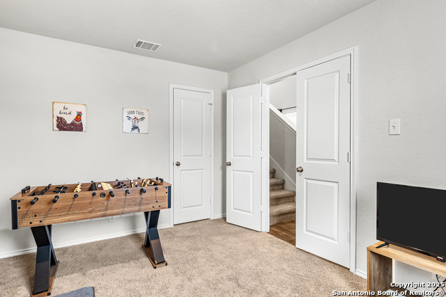 1006 Pacific Monarch Property Photo 3