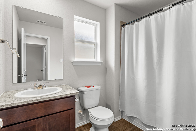 1006 Pacific Monarch Property Photo 22