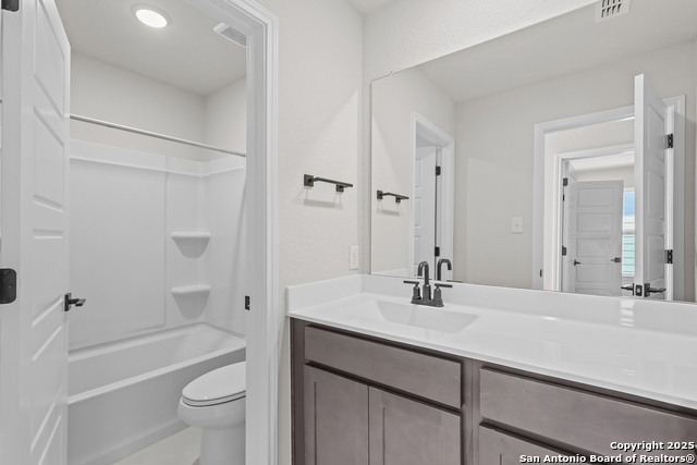 2547 Dry Moss Way Property Photo 13