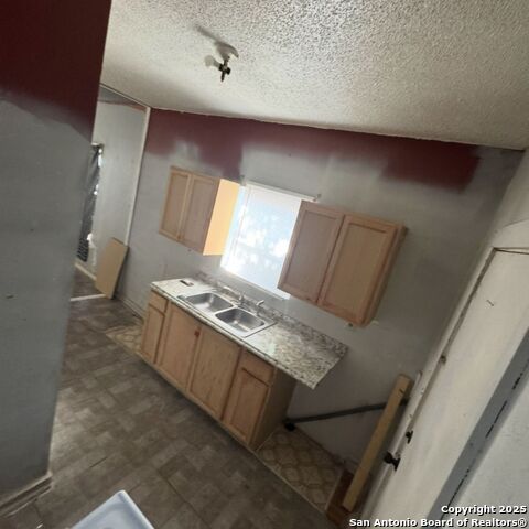 135 Roberts Property Photo 7
