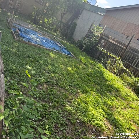 135 Roberts Property Photo 11