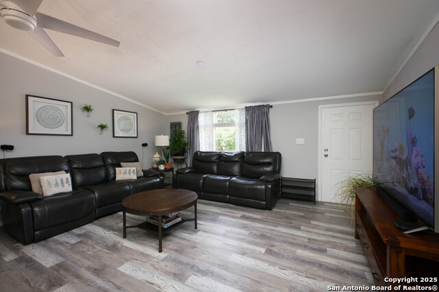 13912 Wild Cat Lair Property Photo 8