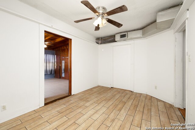 413 N 12th St Property Photo 8