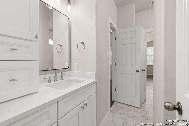 23727 Legend Crest Property Photo 30