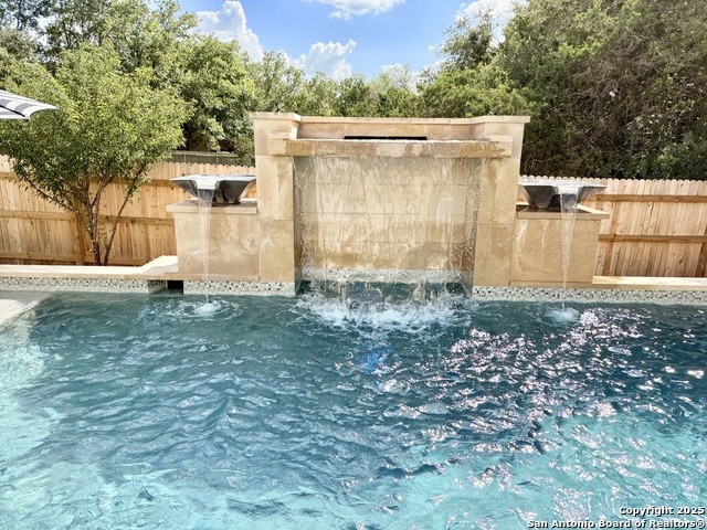 23727 Legend Crest Property Photo 43