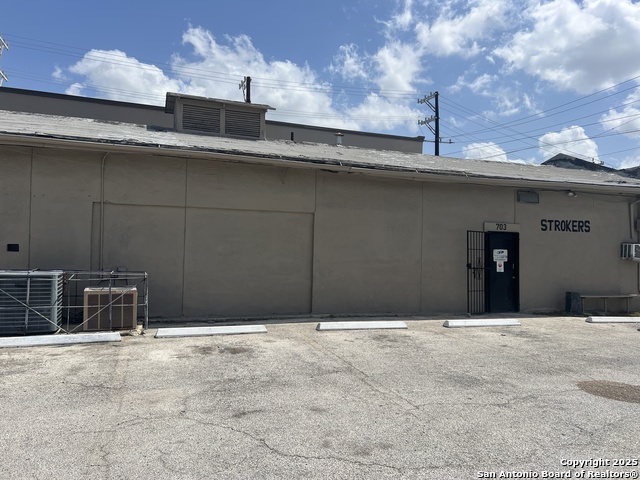 705 Roosevelt Property Photo 12