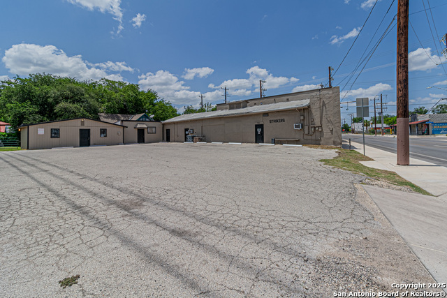 705 Roosevelt Property Photo 17