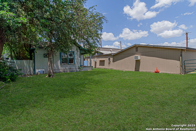 705 Roosevelt Property Photo 30