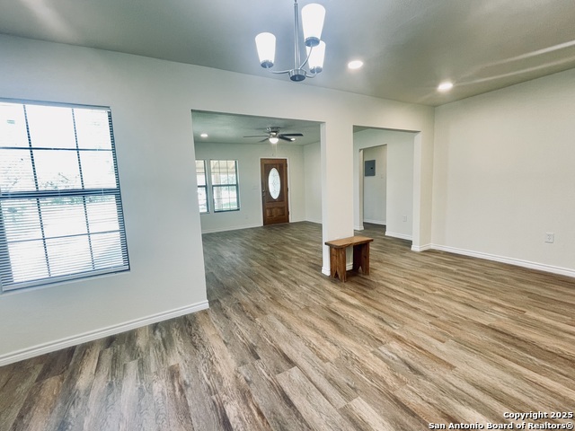 506 S 5th Property Photo 4