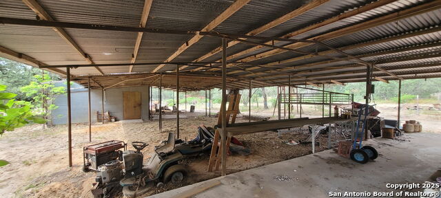 1226 Martha Property Photo 3