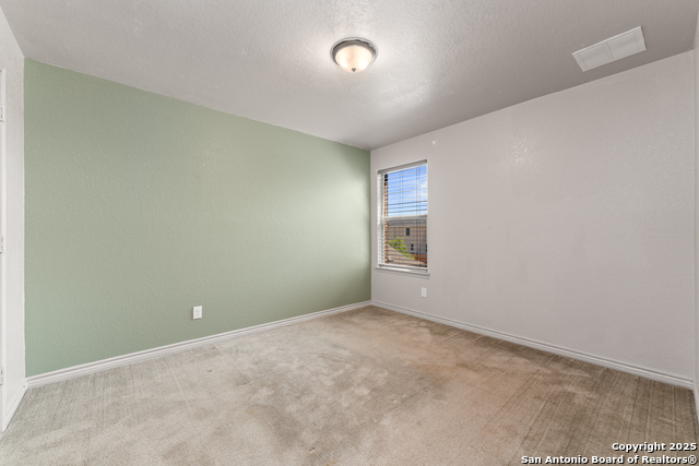 583 Pebble Bend Property Photo 24
