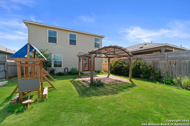 583 Pebble Bend Property Photo 29