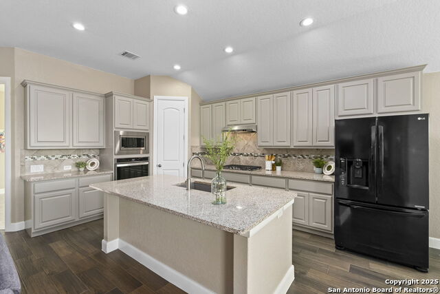 5034 Winkler Trl Property Photo 10