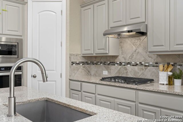 5034 Winkler Trl Property Photo 11