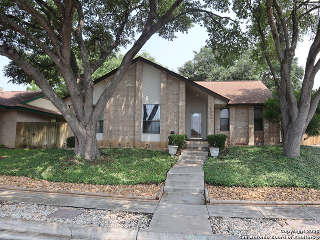 6035 Royal Breeze Property Photo 1