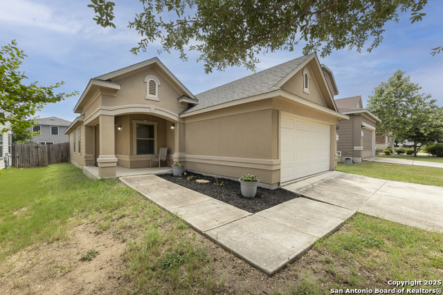 7430 Bluebonnet Bay Property Photo 1