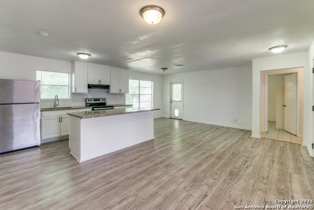 4803 Tennyson Property Photo 2