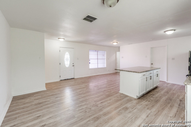 4803 Tennyson Property Photo 6