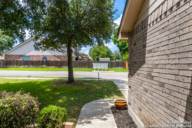 9534 Anderson Way Property Photo 6