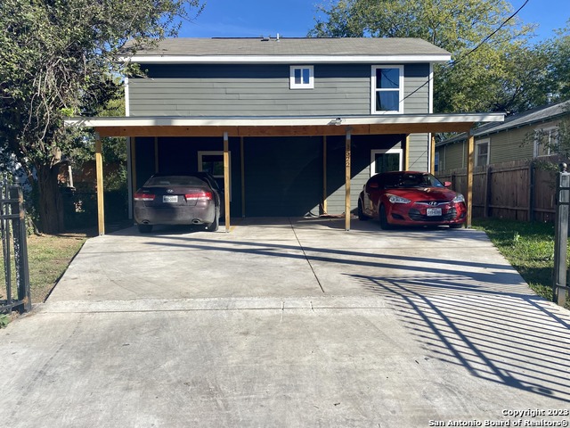 1522 S Elmendorf St Property Photo 12