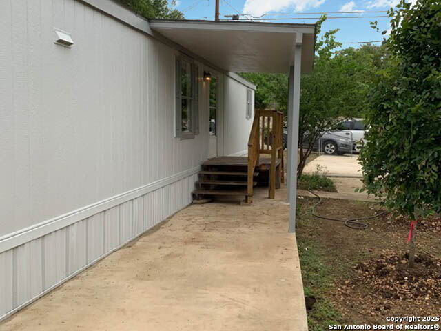 25211 Aue Property Photo 7