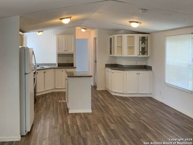 25211 Aue Property Photo 10