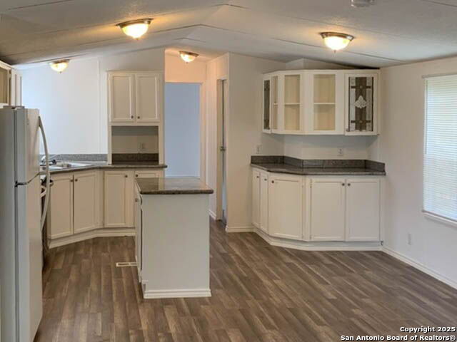 25211 Aue Property Photo 12