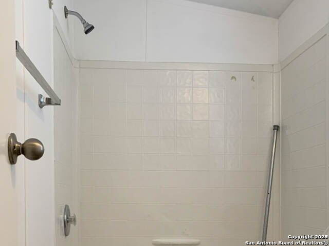 25211 Aue Property Photo 18