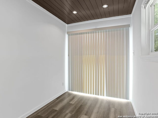 25211 Aue Property Photo 26