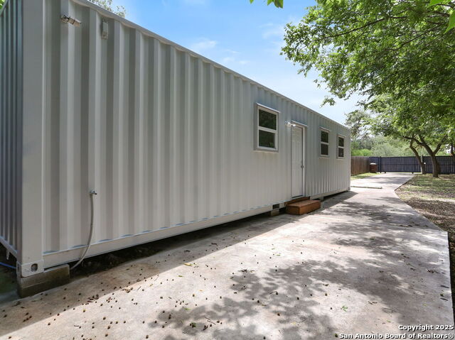 25211 Aue Property Photo 30