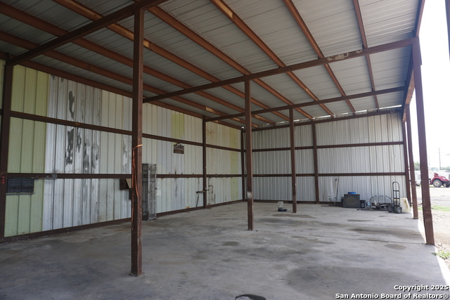 0 Fm 1346 Property Photo 16