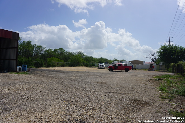 0 Fm 1346 Property Photo 17