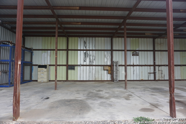 0 Fm 1346 Property Photo 21
