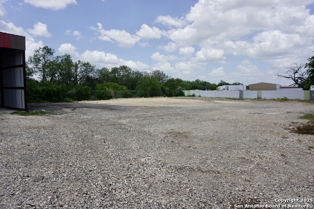 0 Fm 1346 Property Photo 36