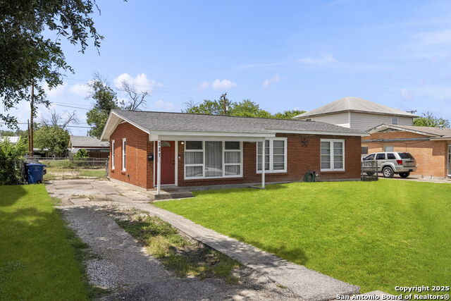 227 Anton Dr Property Photo 1