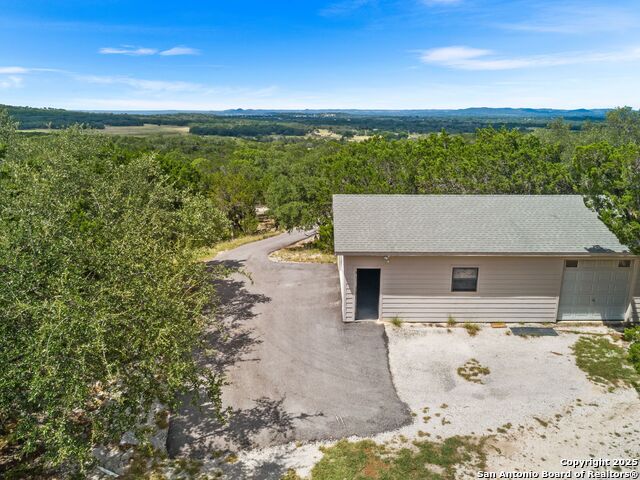 4366 Whartons Dock Property Photo 9