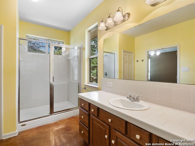4366 Whartons Dock Property Photo 23