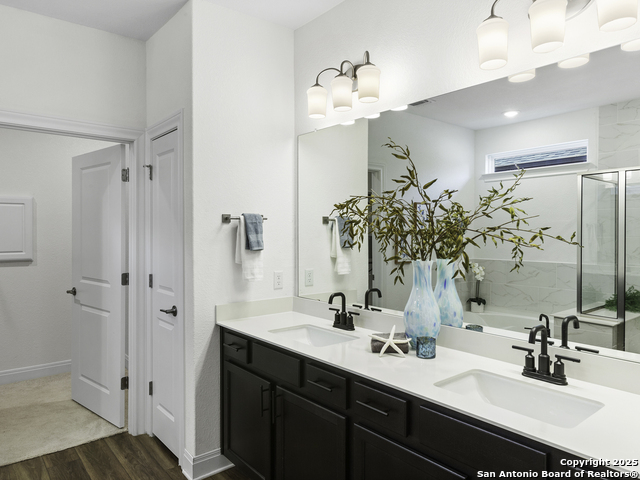 125 Slenderleaf Property Photo 20