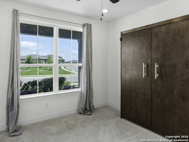 125 Slenderleaf Property Photo 26