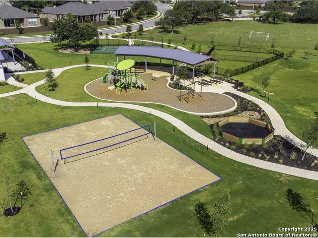 125 Slenderleaf Property Photo 30