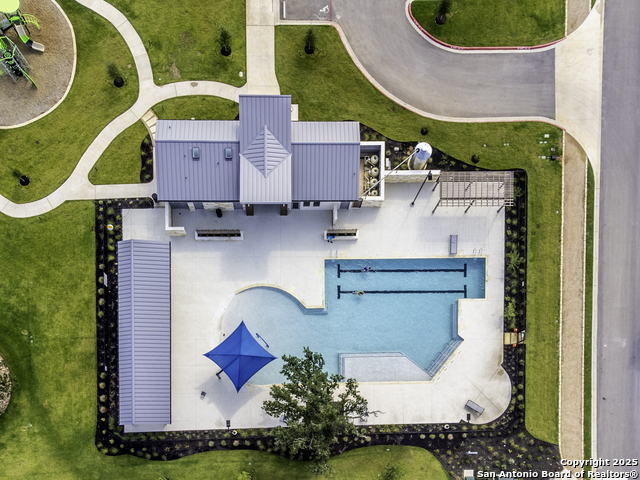 125 Slenderleaf Property Photo 35