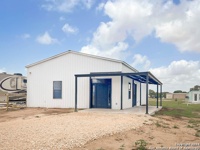 1210 W W Dallas Ave. Property Photo 1