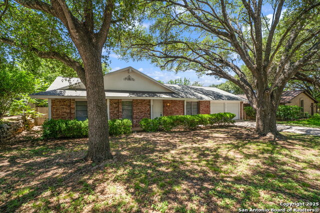 4938 Fairford Property Photo 1