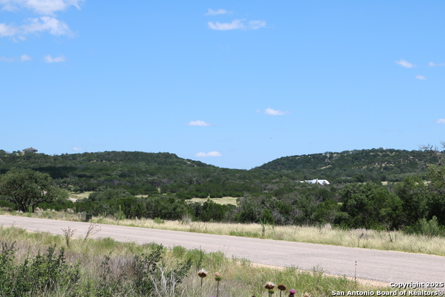 25 Seep Springs Property Photo 5