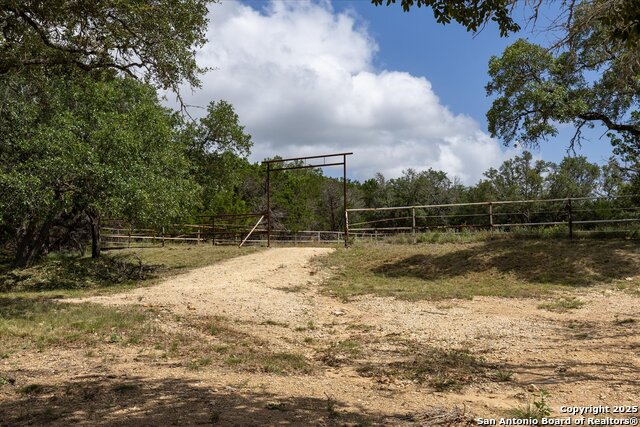 368b Fm 1376 Property Photo 37
