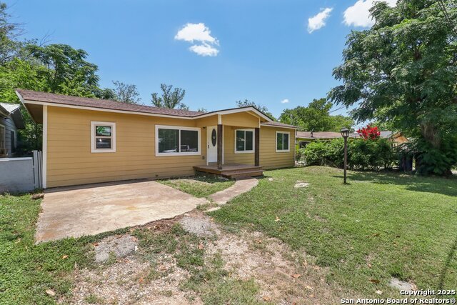 937 Anderson Property Photo 3