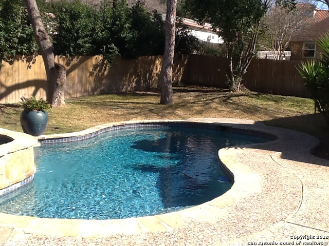 913 Garraty Rd Property Photo 1