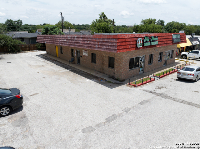 5631 Evers Rd Property Photo 1