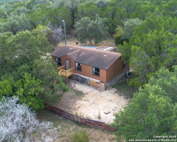 206 Sir Winston Dr Property Photo 5